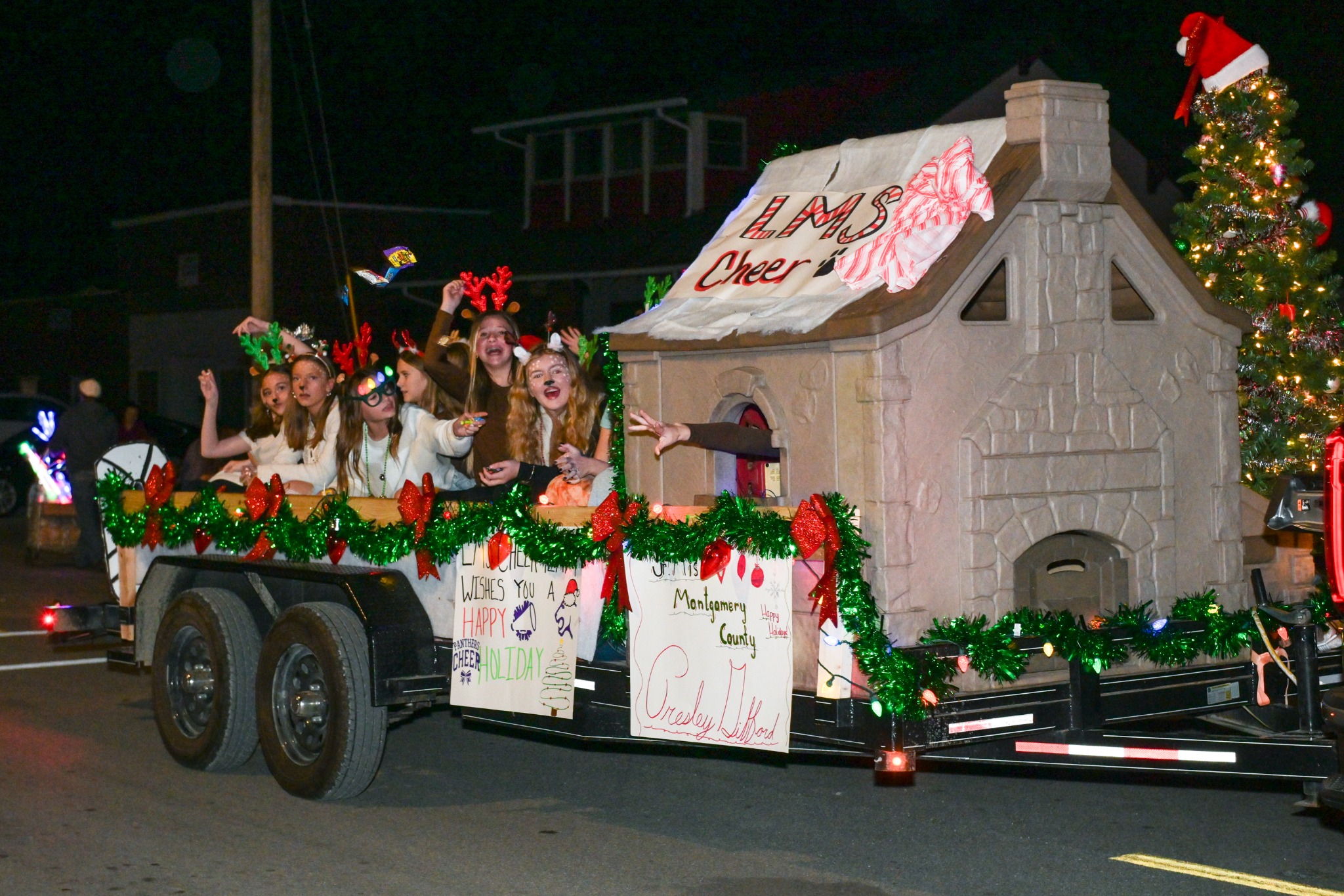 LMS Cheer float in the Christmas parade
